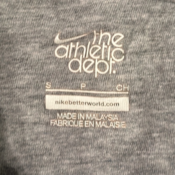 Women’s Nike hoodie, size small - Picture 3 of 4